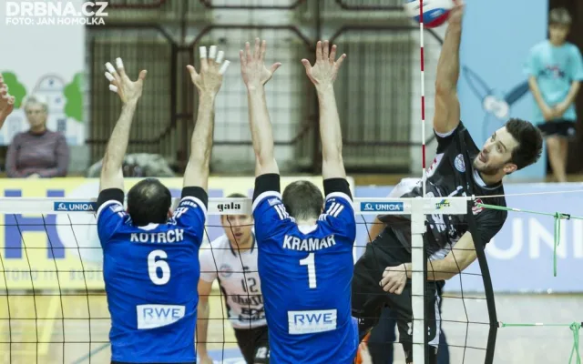 VK Jihostroj České Budějovice - Aero Odolena Voda 3:1