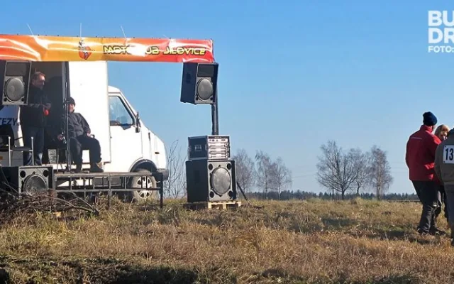 Závod o vánočního kapra