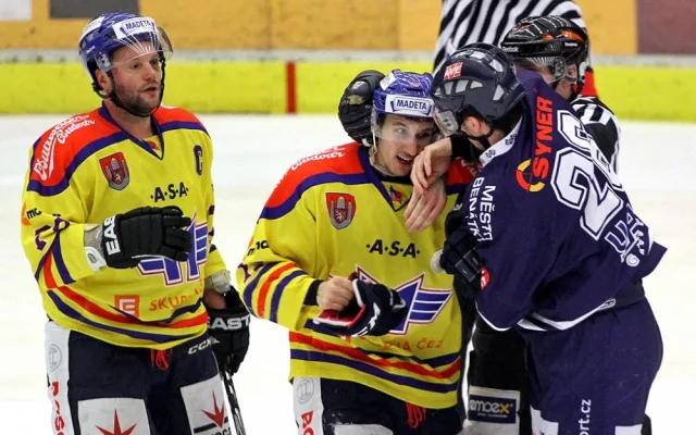 ČEZ Motor České Budějovice - HC Benátky nad Jizerou 2:4