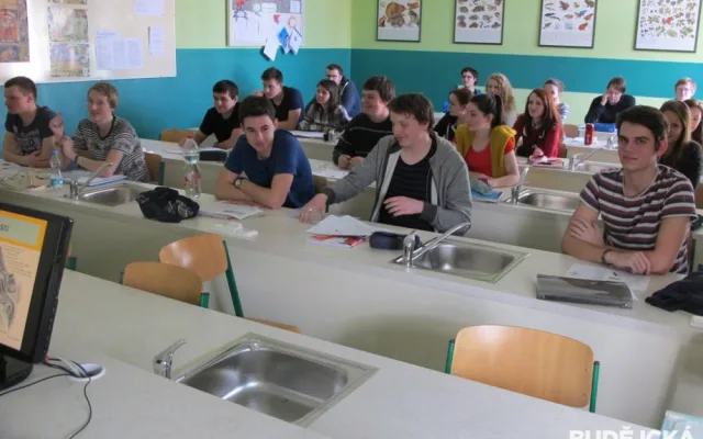 Nové laboratoře na Gymnáziu Česká