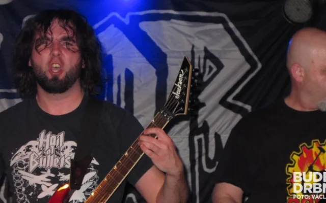 Koncert kapely Brutally Deceased v Café Klubu Slavie