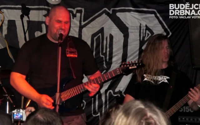 Koncert kapely Mortifilia v Café Klubu Slavie