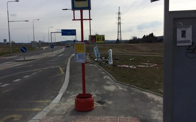 Místo nehody v pondělí dopoledne