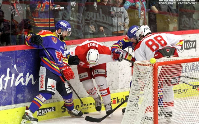 ČEZ Motor České Budějovice - HC Slavia Praha 2:4