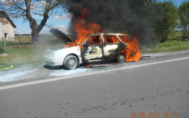Požár vozidla u Bálkovy Lhoty