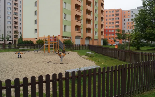 Regenerace Máje skončila, lidé jsou se vzhledem sídliště spokojeni