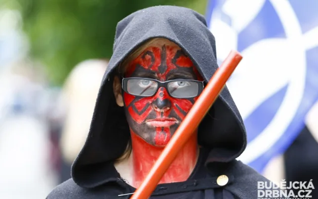 Průvod Budějovického Majálesu 2015
