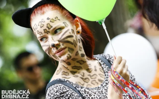 Průvod Budějovického Majálesu 2015