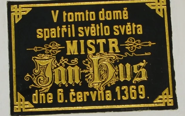 Nový štítek na rodném domku mistra Jana Husa v Husinci