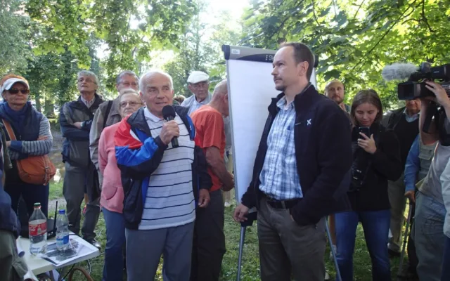 Bouřlivý mítink k protipovodňovým opatřením na Malši
