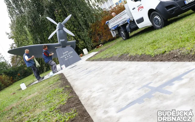 Památník budějckým letcům Royal Air Force