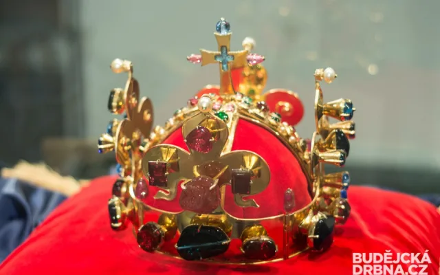 Svatováclavská koruna