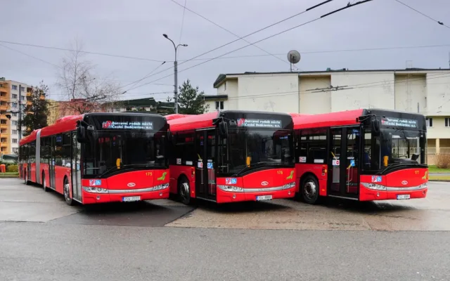 Nové velkokapacitní autobusy