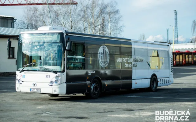 Nový polep autobusu MHD