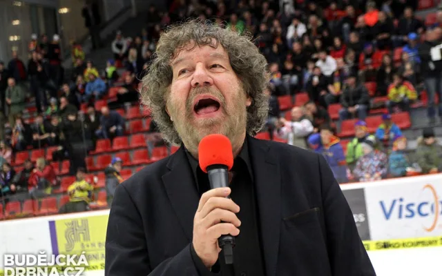 Zdeněk Troška představil divákům svou novou komedii Strašidla