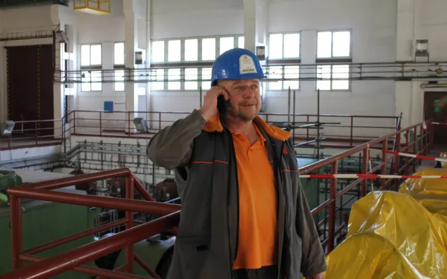 Speciální telefony nově používají pracovníci čerpací stanice Hněvkovice