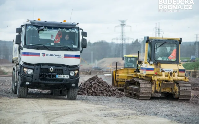 Výstavba úseku Borek - Úsilné