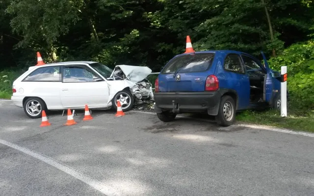 Střet aut za Prachaticemi