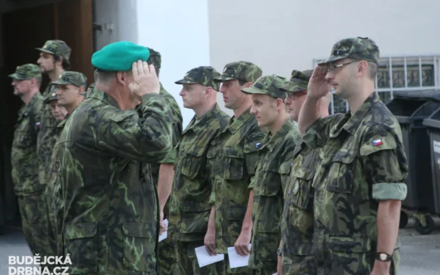 Odjezd pěší roty brihgádního generála Františka Vávry na cvičení Ample Strike 2016