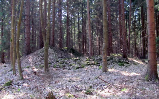 Bunkry byly odstřelovány německými okupanty již v roce 1939. Po vytěžení železné armatury většinou zbyla jen jáma s betonovou drtí a fragmentem zemního záhozu