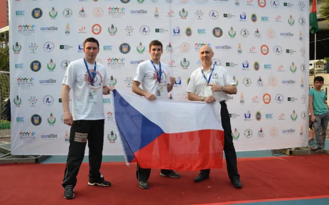 Michal Novák vlevo