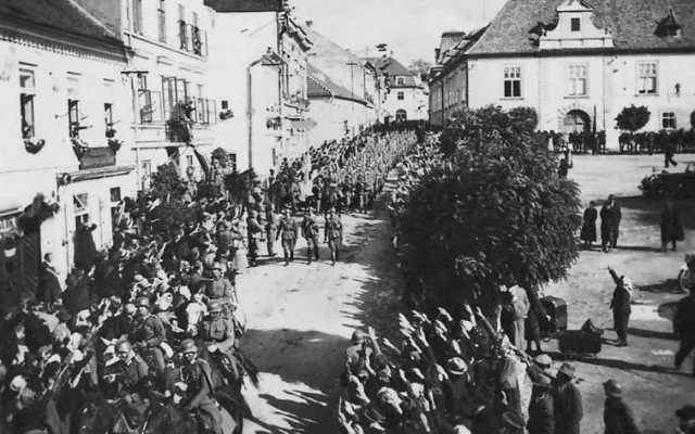 Německé vojsko obsazuje 8. října 1938 Nové Hrady