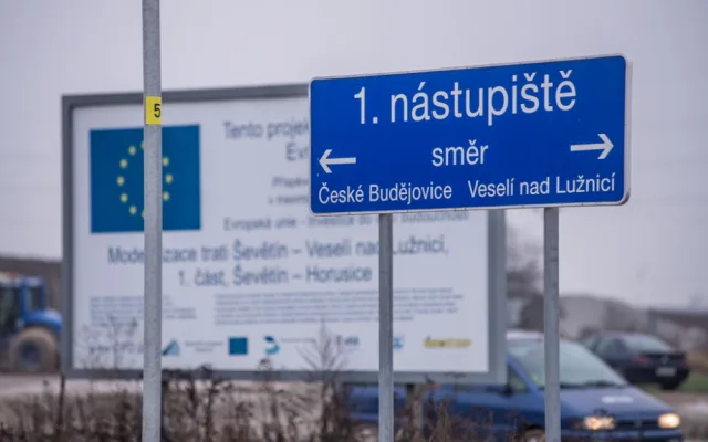 Železniční trať Horusice – Ševětín