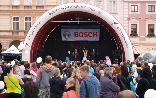 Boschský den otevřených dveří &amp; Open Air Festival.