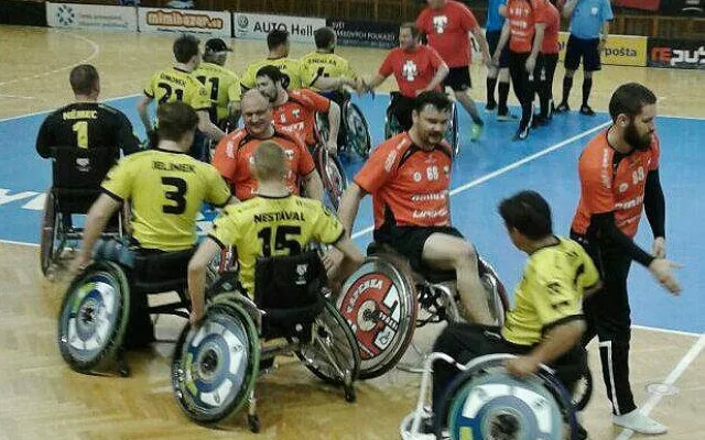 FBC Štíři České Budějovice - mistr České republiky v Česká pošta extraliga vozíčkářů ve florbale 2016/2017.