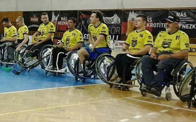 FBC Štíři České Budějovice - mistr České republiky v Česká pošta extraliga vozíčkářů ve florbale 2016/2017.