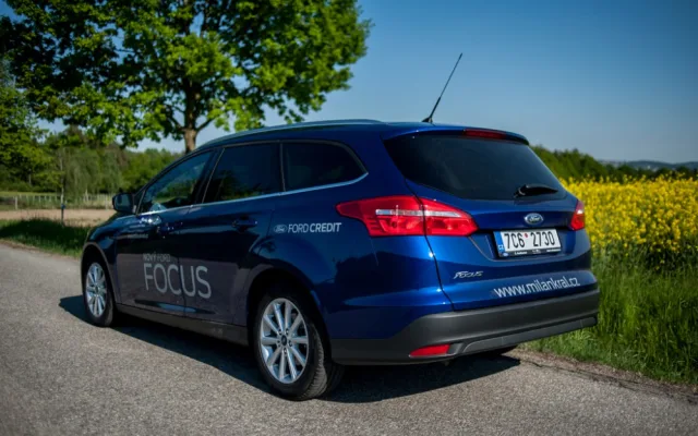 Ford Focus kombi v provedení Titanium 1.5 Duratorq TDCi.