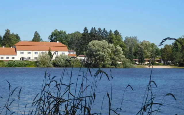 Rekreační středisko Lesák Chlum u Třeboně.