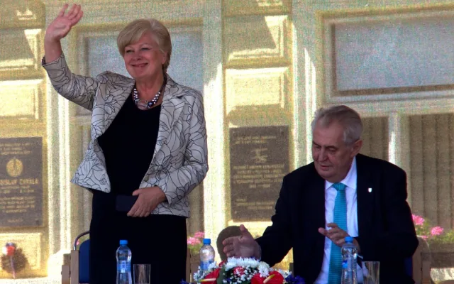 Ivana Stráská a Miloš Zeman.
