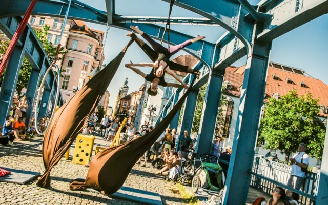 Tomáš Kadlec - Bude Cirkus na Zlatém mostě.