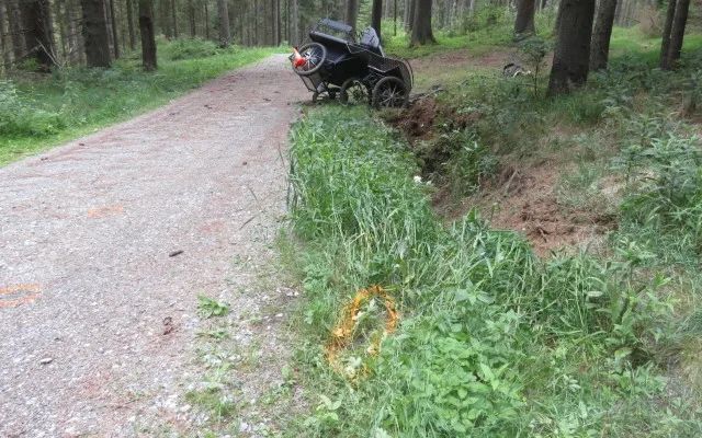 Havarovaný kočár