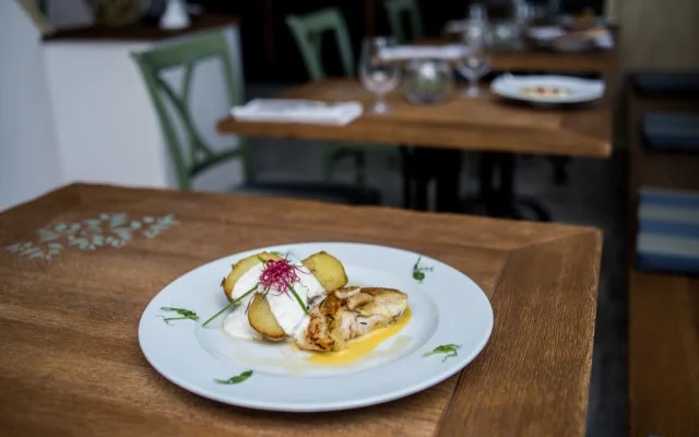 Valmer Restaurant & shop