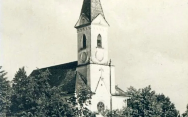 Kaplička v Kněžských Dvorech.