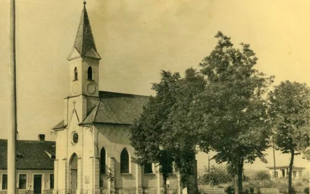 Kaplička v Kněžských Dvorech.