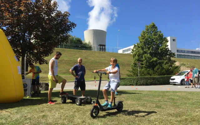 Návštěvníci si mohli vyzkoušet například elektrokoloběžky.