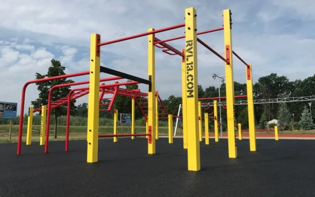 Workoutové hřiště