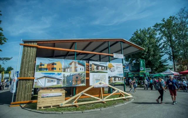 Země živitelka.