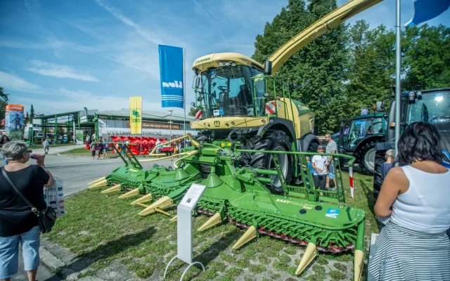 Země živitelka.
