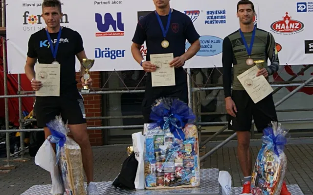 Písecký hasič David Kubiš vybojoval v kategorii B (35 až 44 let) bronzovou medaili.