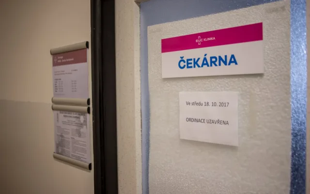 K protestu praktických lékařů a ambulantních specialistů se připojili i někteří lékaři z Polikliniky Jih