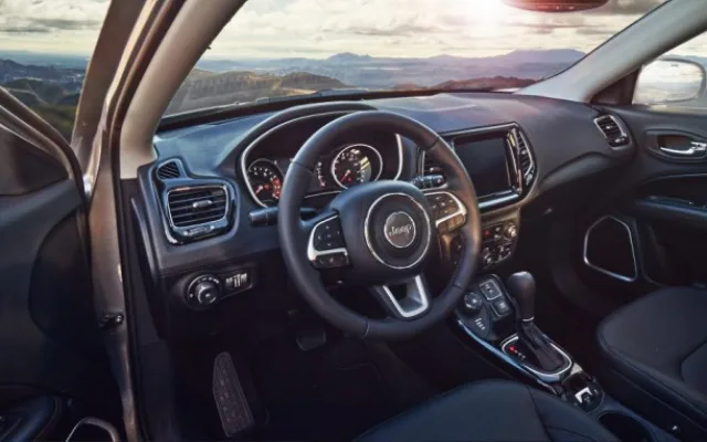 Značka Jeep, která je pojmem v kategorii SUV představuje svou žhavou novinku- zcela nový Jeep Compass