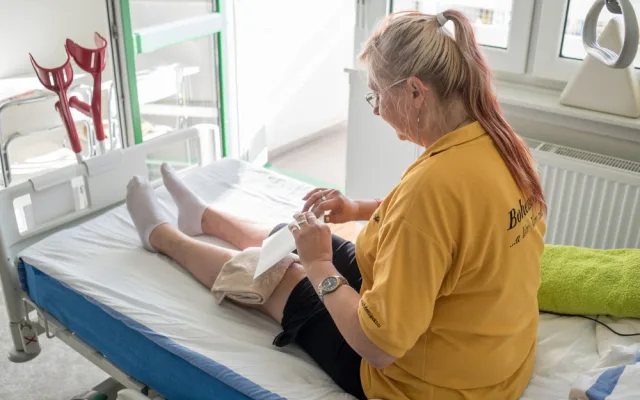 Českobudějovická nemocnice již tradičně umožnila svým pacientům vhodit hlasovací lístek s jejich kandidáty do volební urny.