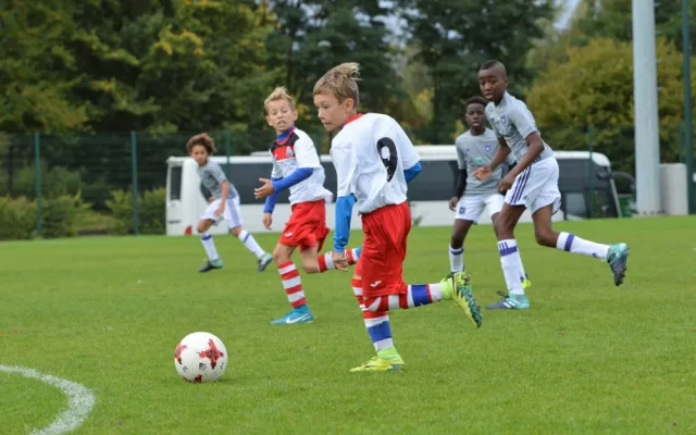 Malí fotbalisté FK Ústí nad Labem byli díky svému umístění na turnaji E.ON Junior Cup v belgickém Bruselu