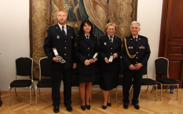 Slavnostní předání medailí Hasičského záchranného sboru České republiky a Hasičského záchranného sboru Jihočeského kraje, složení služebního slibu a poděkování reprezentantům v TFA.