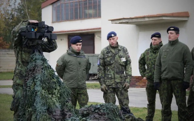 Čeští vojáci představili svým litevským kolegům jednotlivé prvky modulu V-SHORAD.
