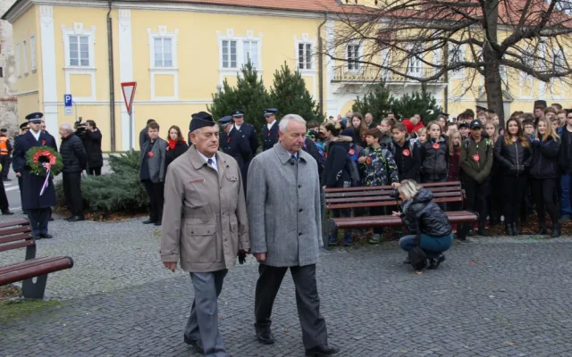 Památku válečných veteránů uctili členové Československé obce legionářské.